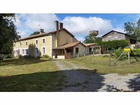 grande longère de 12 pièces 266 m² habitables - 5 367 m²