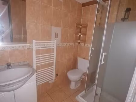 location maison de ville