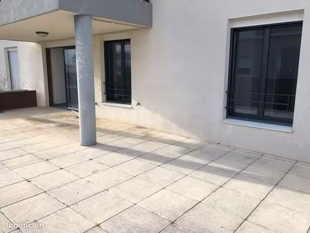 appartement 3 pièces 79 m²