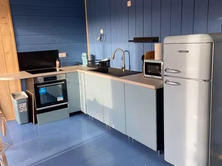 petite maison à neuvic avec clim et terrasse et meublée