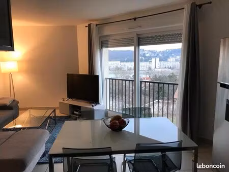 appartement t3 saint romain en gal