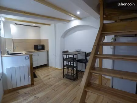 loue appartement meublé peyruis