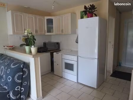 à louer maison à saint claude de diray