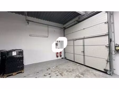 local d'activités à louer