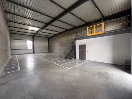 local commercial à louer