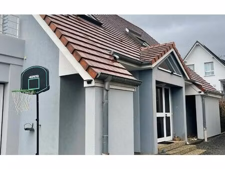 location maison  111.38 m² t-4 à stutzheim-offenheim  1 390 €