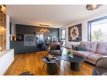 'brunelle' - a vendre - annecy pringy - appartement t5 de 123 97m² - 3 terrasses + cave + 