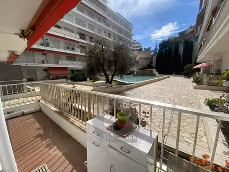 menton garavan - studio parfaitement équipé avec balcon - cave