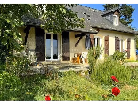 2 maisons. belle vue. au calme.