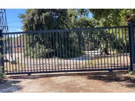 location stationnement  15 m² t- à aubignan  90 €