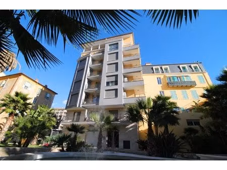 parking en sous-sol à louer en plein centre de menton