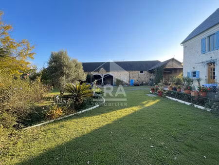 demeure de caractère du xix siècle propriété d'exception entre tarbes et pau