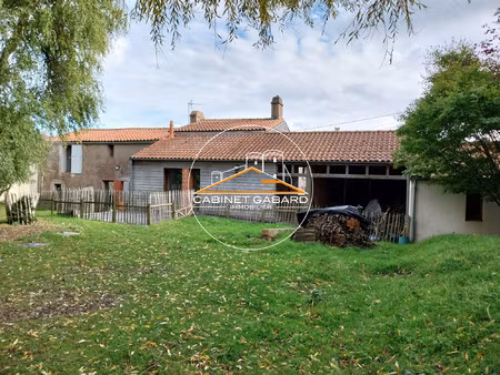 maison de caractère avec grand terrain