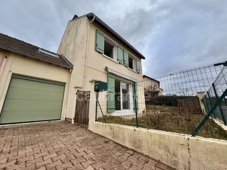 maison 75 m2  3 chambres  568 m2 de terrain clos  garage  cave  atelier  double vitrage pv