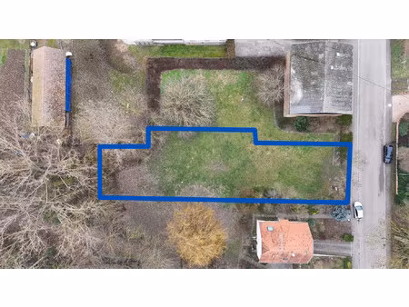 a vendre - terrain constructible 919 m² – libre de constructe