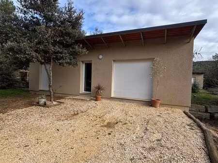 maison individuelle  3 chambres