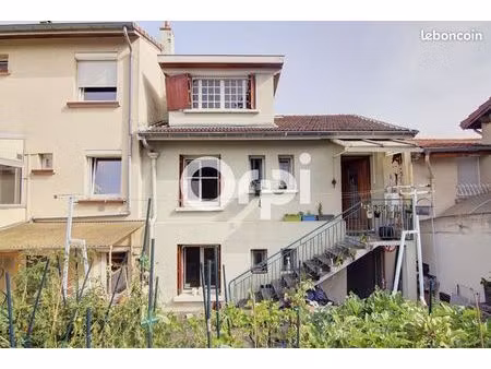 maison 5 pièces 96 m²