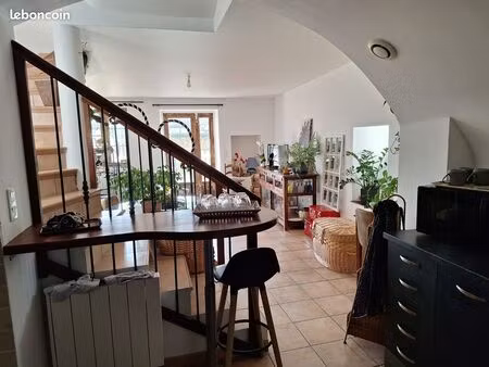 appartement t4 maison de village