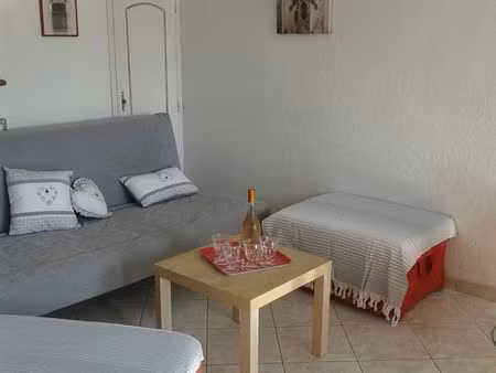 f4 à louer au lavandou