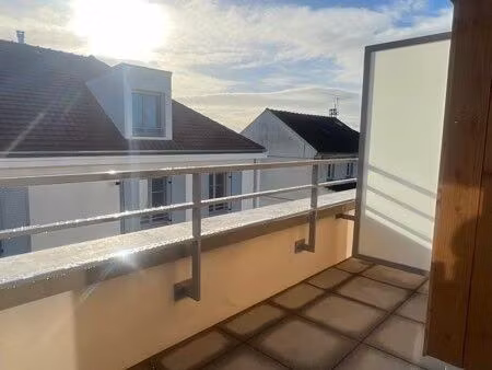 studio 25m2 montfermeil 93047