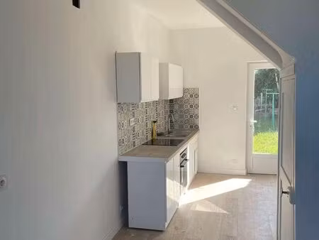 maison à louer [ bogros ]