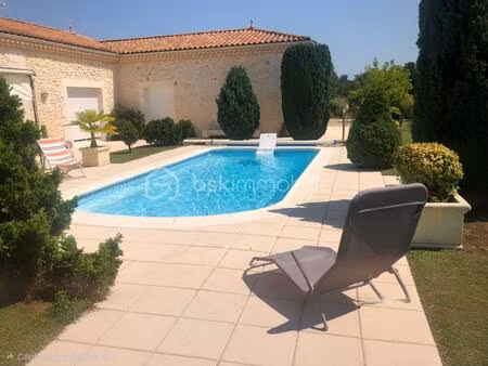 maison ancienne de 180 m² à neuvic