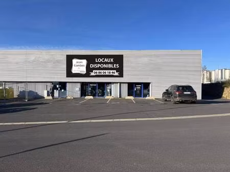 local d'activités à louer