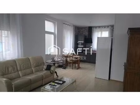 maison centre ville avec cour extérieure