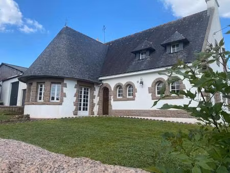 maison néo bretonne de 5 chambres dans le centre bourg