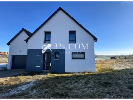 3%com maison de 2023 avec 4 chambres