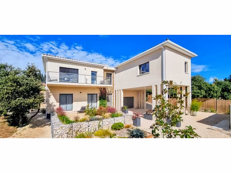 maison à vendre 8 pièces proche de saint mathieu de treviers (34)