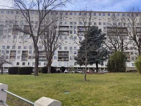 le corbusier appartement fresnes 4 pièce(s) 68 m2