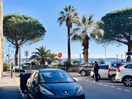 murs libres à la vente