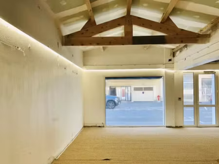 murs libres à la vente