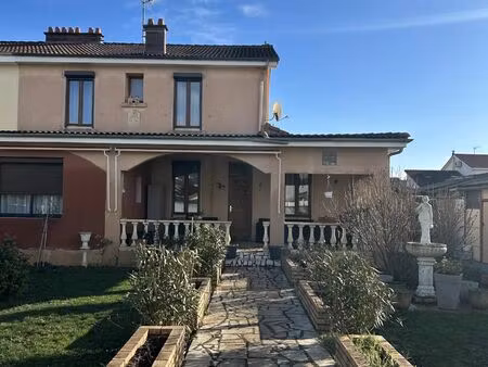 vente maison 4 pièces 77 m2 à clermont-ferrand