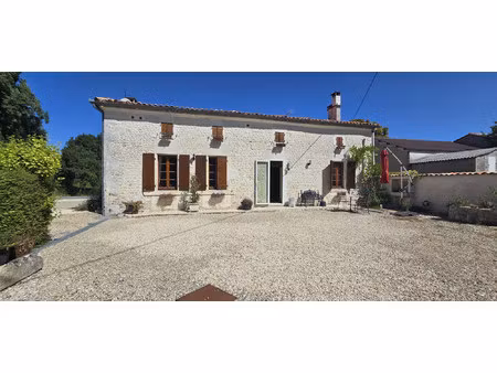 maison à acheter en viager saint-preuil