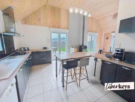 maison d'architecte lumineuse – 135 m² – vie de plain-pied – terrain de 1 342 m² – à seule