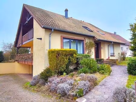 maison 8 pièces  170 m² .