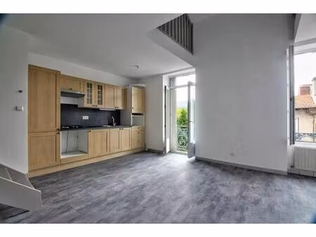 location duplex 3 pièces 59 m2 à le chambon-feugerolles