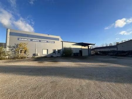 location local d'activités montélimar 750 m²