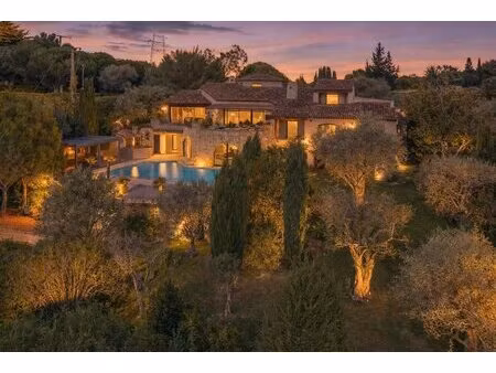 superbe villa rénovée dans l’un des secteurs les plus recherchés de mougins