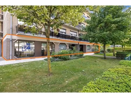 instapklaar commercieel gelijkvloers op strategische locatie