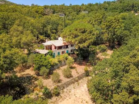 maison de luxe à vendre à la garde-freinet : 1 050 000 € | 212m²