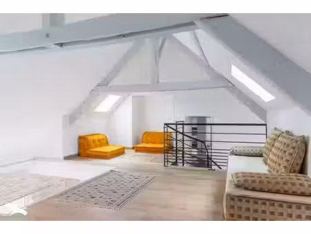 maison en pierre de 7 pièces principales