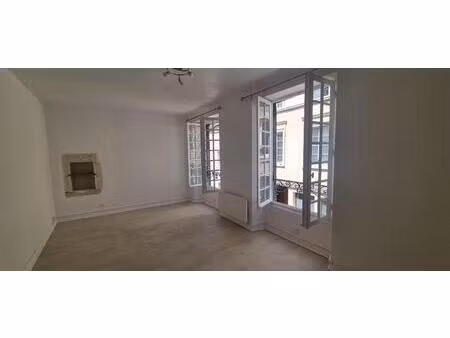location appartement 2 pièces 39m² poitiers 86000