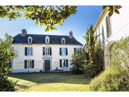 vente propriété 5 pièces 194.4 m² à bénéjacq (64800)  200 000 €