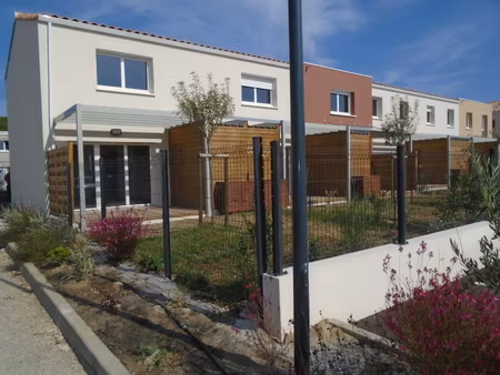 location maison 4 pièces 72m² carpentras 84200