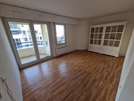 location appartement 2 pièces 41m² pau 64000