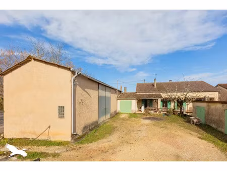 vente maison 6 pièces 158 m² à montréal (32250)  182 000 €