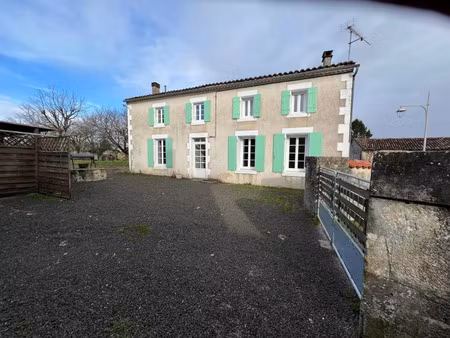 vente maison 4 pièces 136 m² paillé (17470)